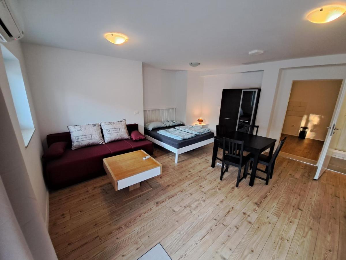 Apartments Pronavtik بيران المظهر الخارجي الصورة