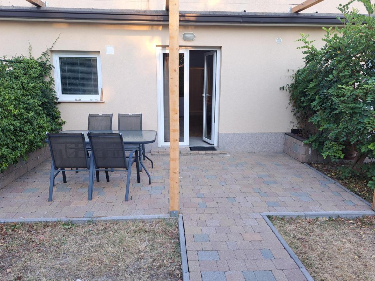 Apartments Pronavtik بيران المظهر الخارجي الصورة