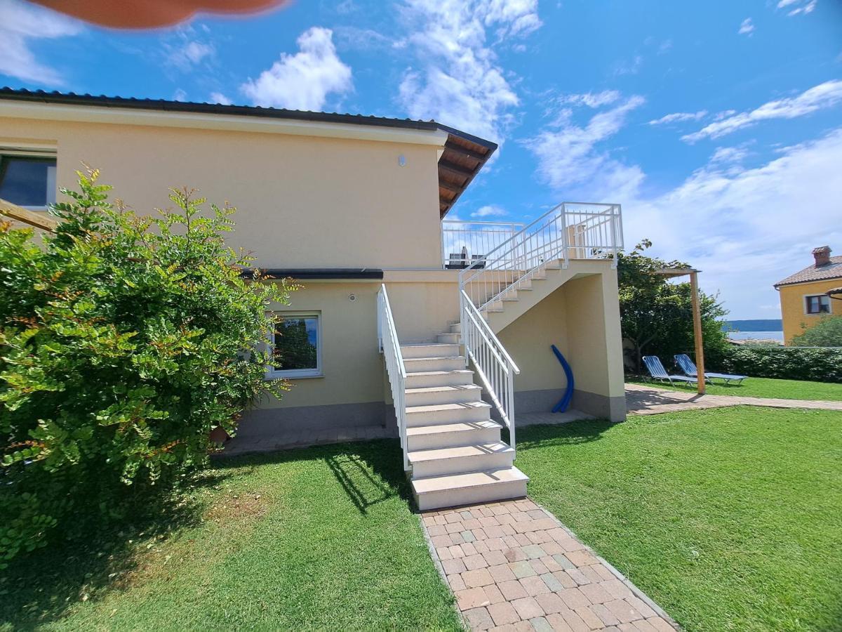 Apartments Pronavtik بيران المظهر الخارجي الصورة