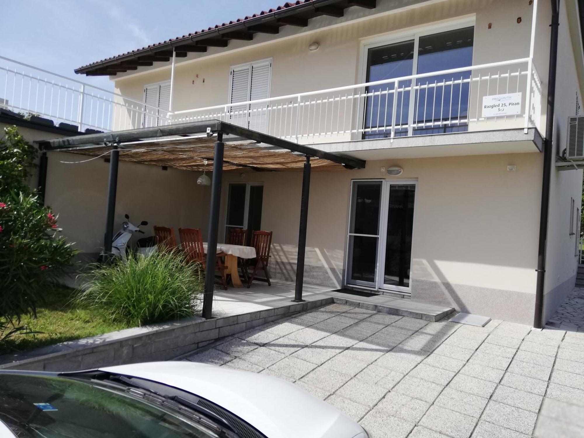Apartments Pronavtik بيران المظهر الخارجي الصورة