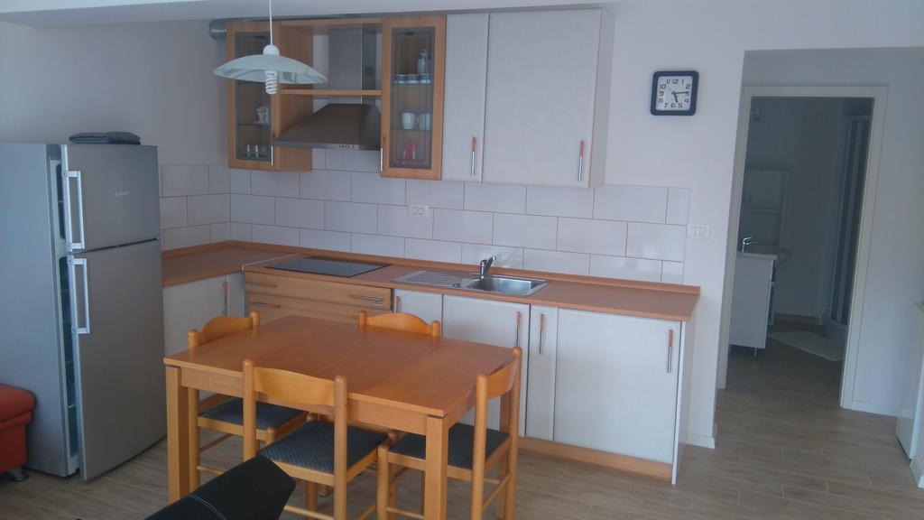 Apartments Pronavtik بيران المظهر الخارجي الصورة