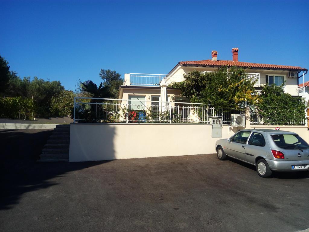 Apartments Pronavtik بيران المظهر الخارجي الصورة