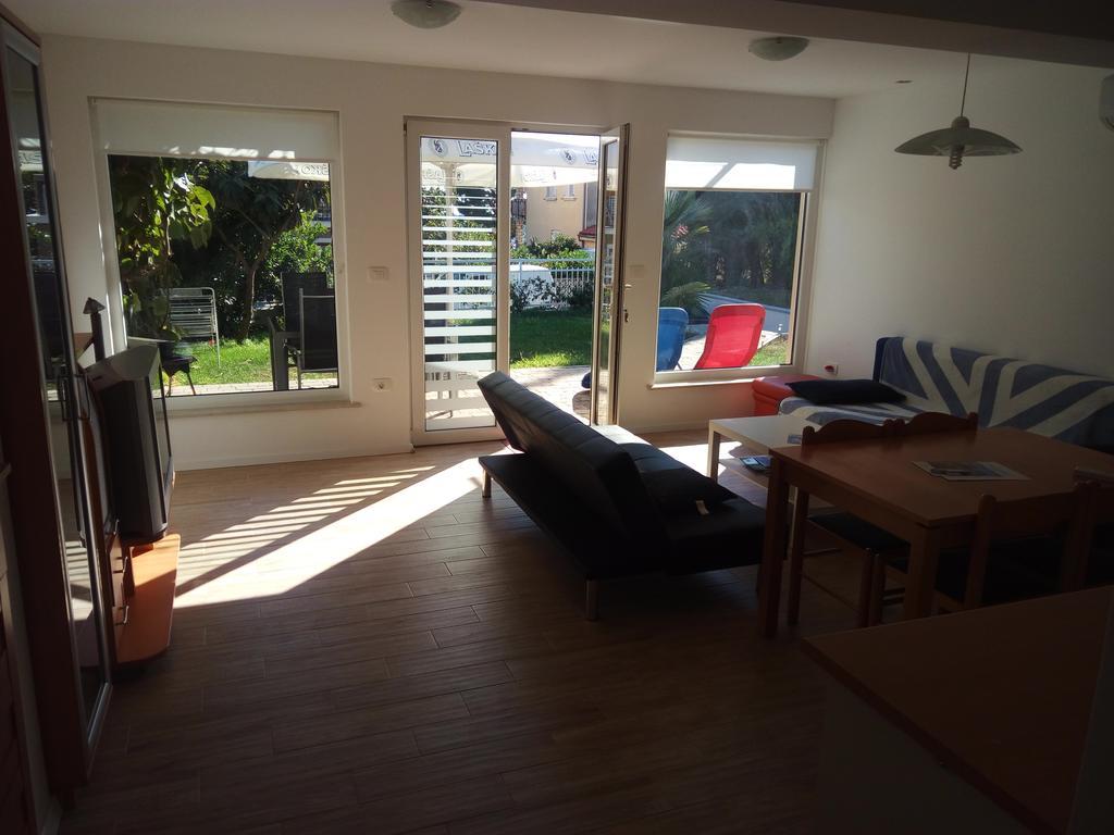 Apartments Pronavtik بيران المظهر الخارجي الصورة