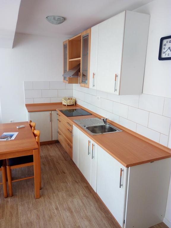 Apartments Pronavtik بيران المظهر الخارجي الصورة