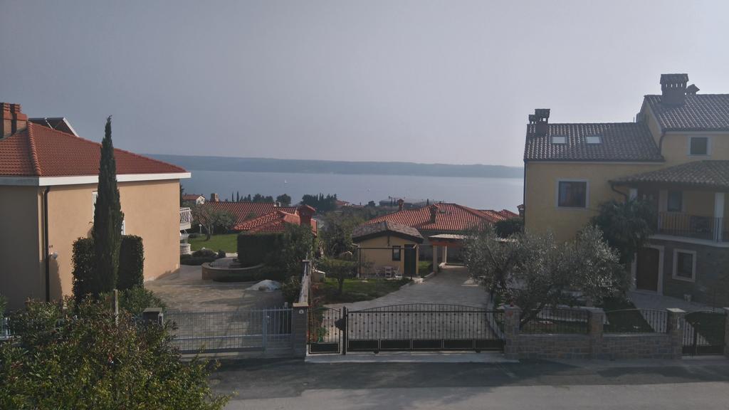 Apartments Pronavtik بيران المظهر الخارجي الصورة